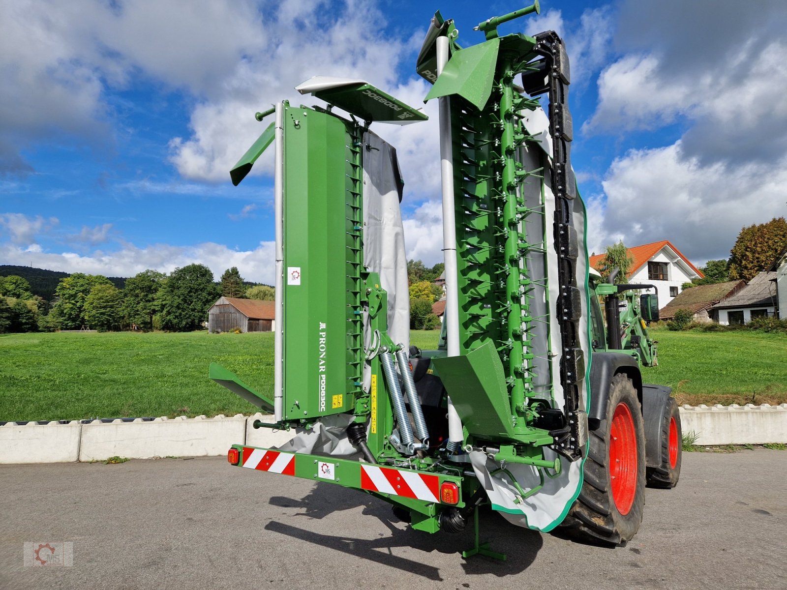 Mähwerk of the type PRONAR PDD 830C Aufbereiter Schmetterlingsmähwerk Scheiben Hydraulische Anfahrsicherung, Neumaschine in Tiefenbach (Picture 27)