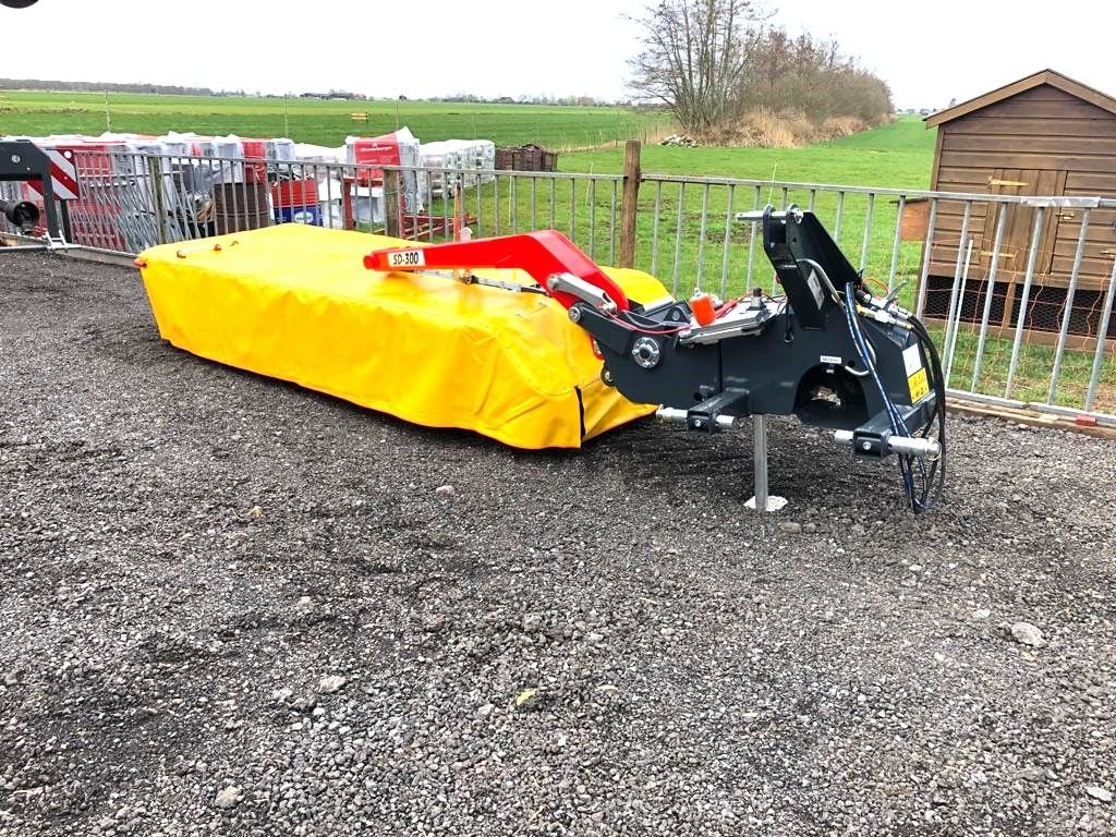 Mähwerk des Typs Rozmital SD-300, Neumaschine in Munnekeburen (Bild 4)