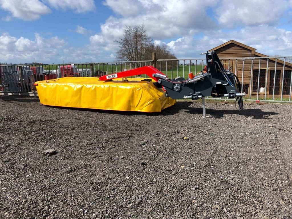 Mähwerk des Typs Rozmital SD-300, Neumaschine in Munnekeburen (Bild 3)