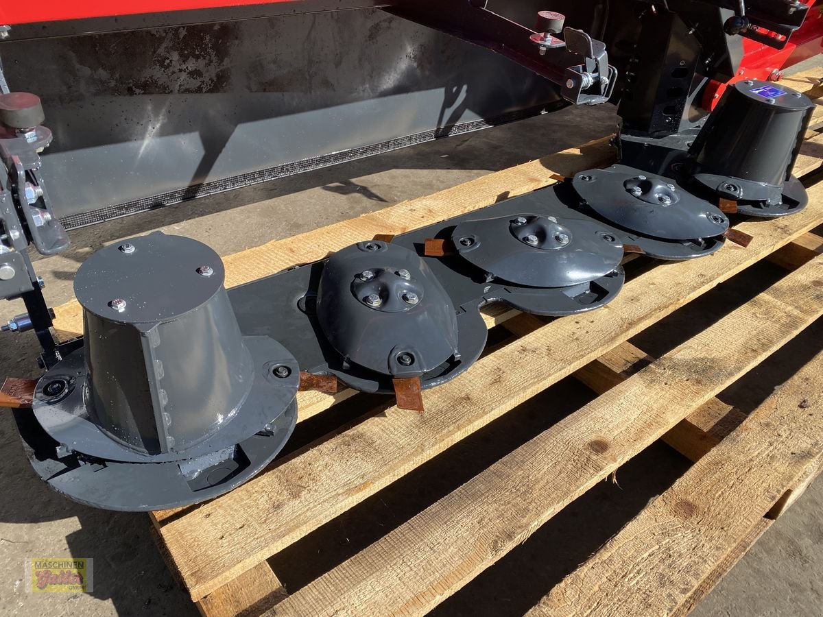 Mähwerk of the type SIP Disc 220 S ALP, Neumaschine in Kötschach (Picture 15)