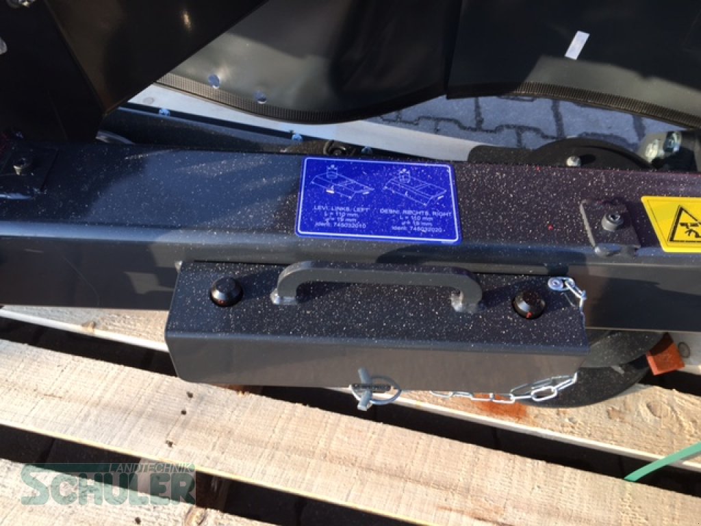 Mähwerk of the type SIP DISC 260 F ALP, Neumaschine in St. Märgen (Picture 5)