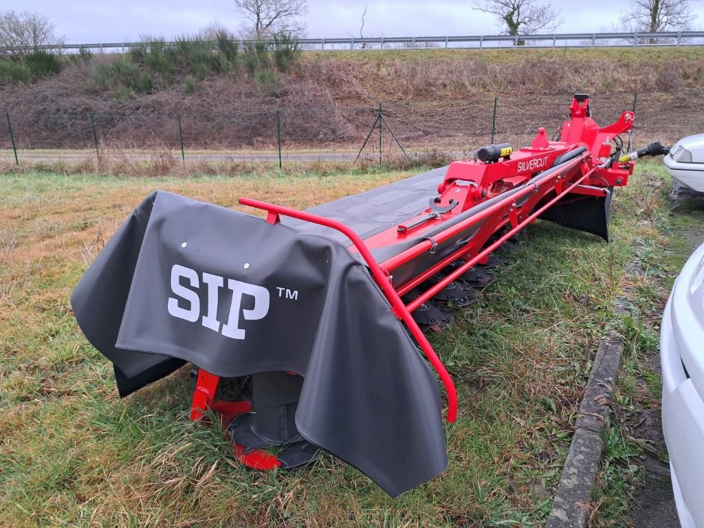 Mähwerk типа SIP SILVERCUT DISC 380 S, Gebrauchtmaschine в SAINT VICTURNIEN (Фотография 3)
