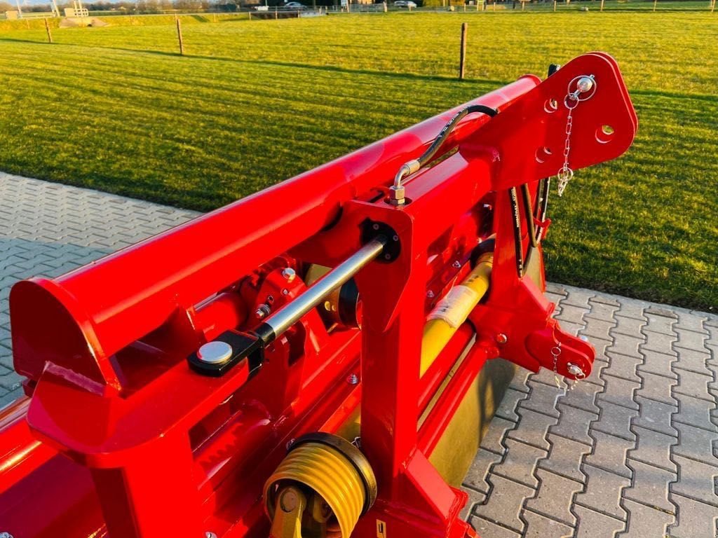 Mähwerk van het type Sonstige D&uuml;cker UM 30 FRONTKLEPELMAAIER, Neumaschine in Coevorden (Foto 9)