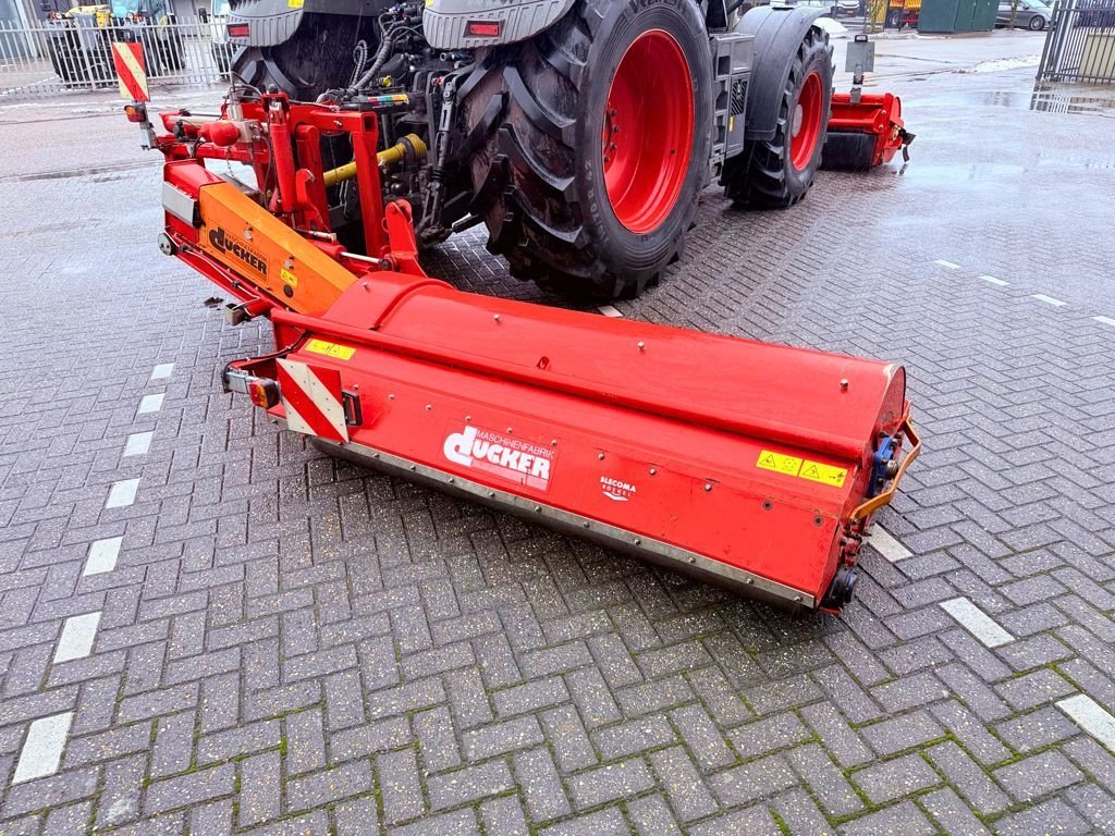 Mähwerk от тип Sonstige D&uuml;cker USM 21 + UM30 Klepelmaaier Set, Gebrauchtmaschine в BOEKEL (Снимка 2)