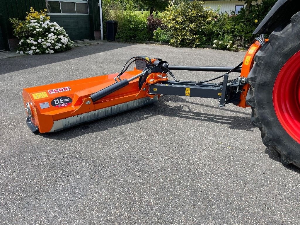 Mähwerk of the type Sonstige Ferri ZLE 1800 PRO verstek klepelmaaier, Neumaschine in Warmenhuizen (Picture 1)