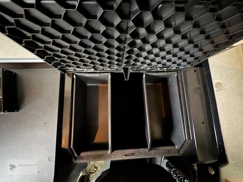 Mähwerk del tipo Sonstige Mercedes Benz Actros 5 1848 4x2 Sattelzugmaschine L Big Space, Gebrauchtmaschine In Gevelsberg (Immagine 13)