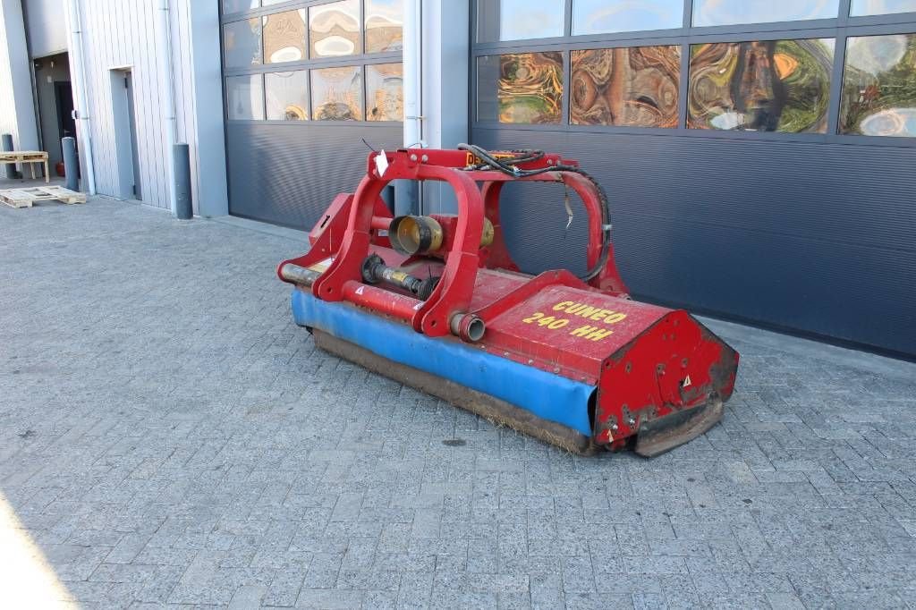 Mähwerk типа Sonstige OMARV TRF 240 klepelmaaier, Gebrauchtmaschine в Geldermalsen (Фотография 3)