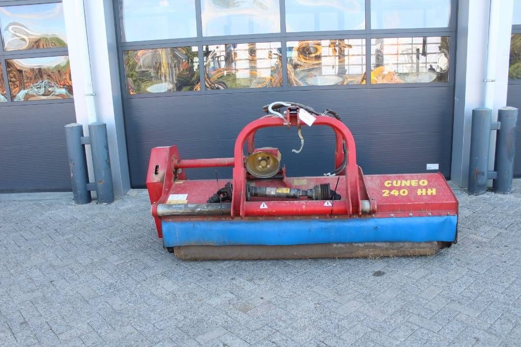 Mähwerk типа Sonstige OMARV TRF 240 klepelmaaier, Gebrauchtmaschine в Geldermalsen (Фотография 2)