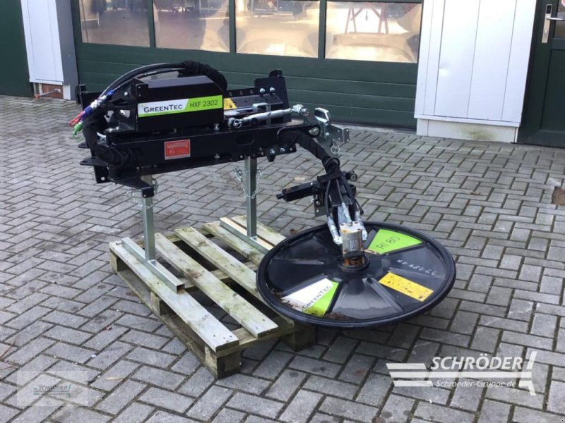 Mähwerk Türe ait Sonstige ZAUNMÄHER RI 80+MULTITRÄGER HXF 2302, Neumaschine içinde Lastrup