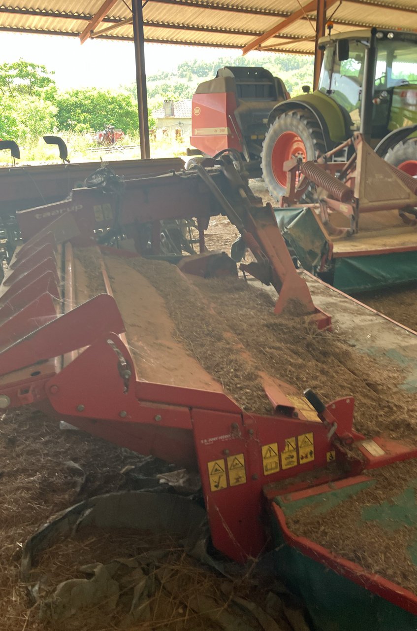 Mähwerk typu Taarup 3128, Gebrauchtmaschine v MORLHON LE HAUT (Obrázek 3)