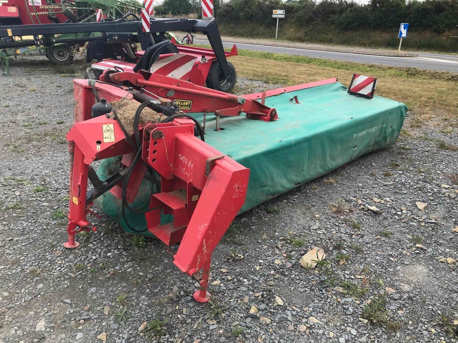 Mähwerk tipa Taarup FAUCHEUSE 2540 H, Gebrauchtmaschine u SAINT CLAIR SUR ELLE (Slika 1)