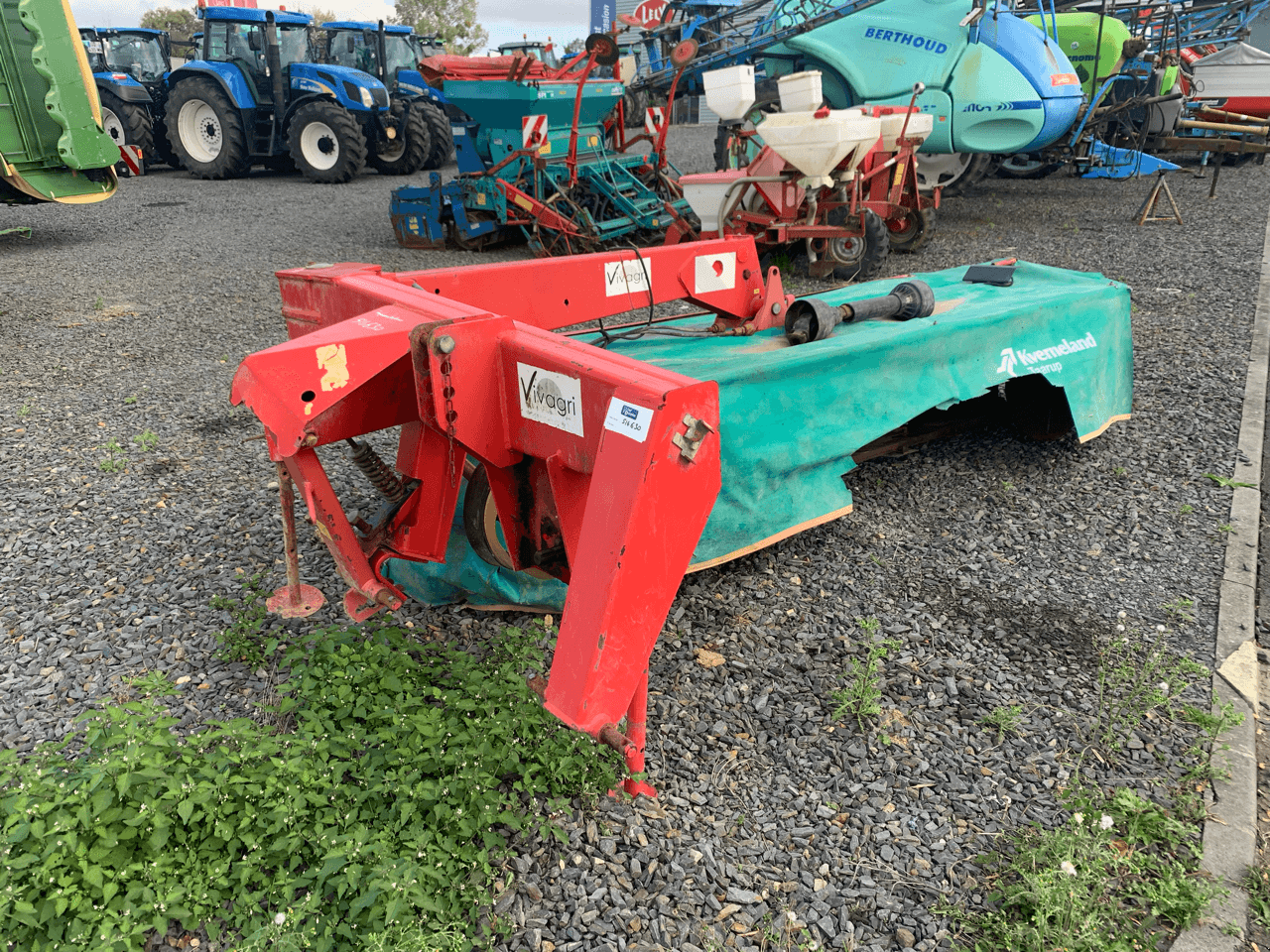 Mähwerk of the type Taarup TA 2532, Gebrauchtmaschine in CONDE SUR VIRE (Picture 5)