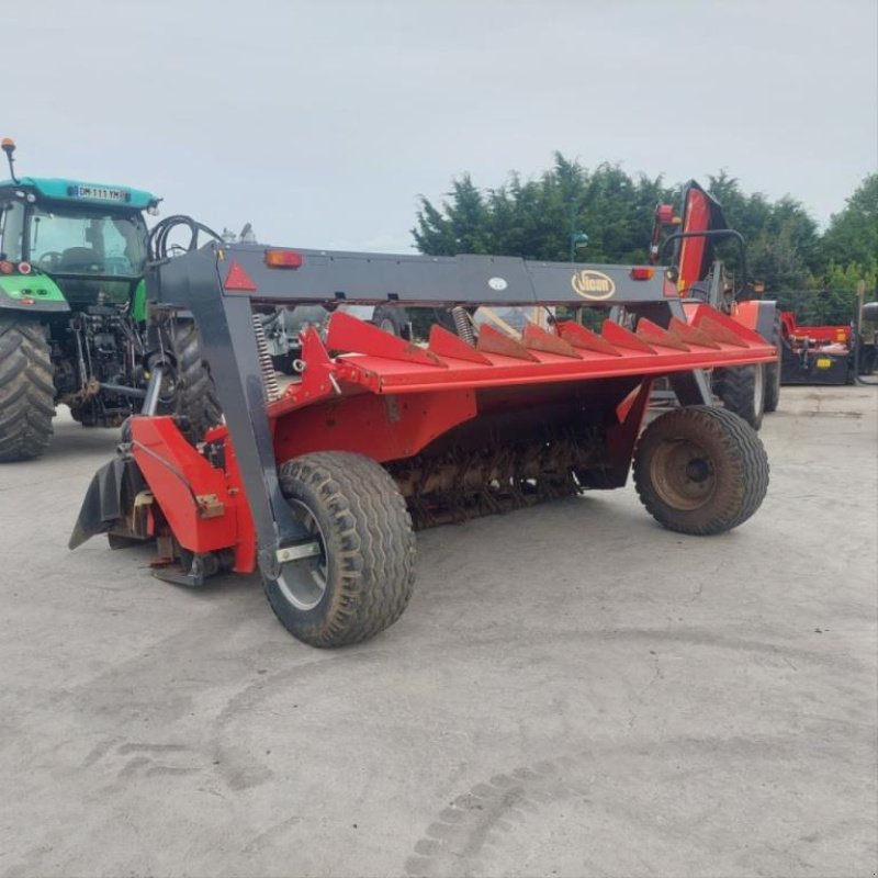 Mähwerk of the type Vicon 835 T, Gebrauchtmaschine in AUMONT AUBRAC (Picture 3)