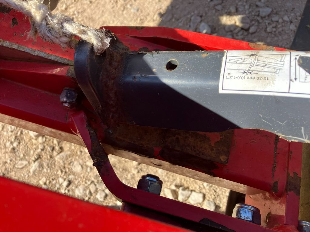 Mähwerk du type Vicon Extra 232, Gebrauchtmaschine en VIRECOURT (Photo 8)