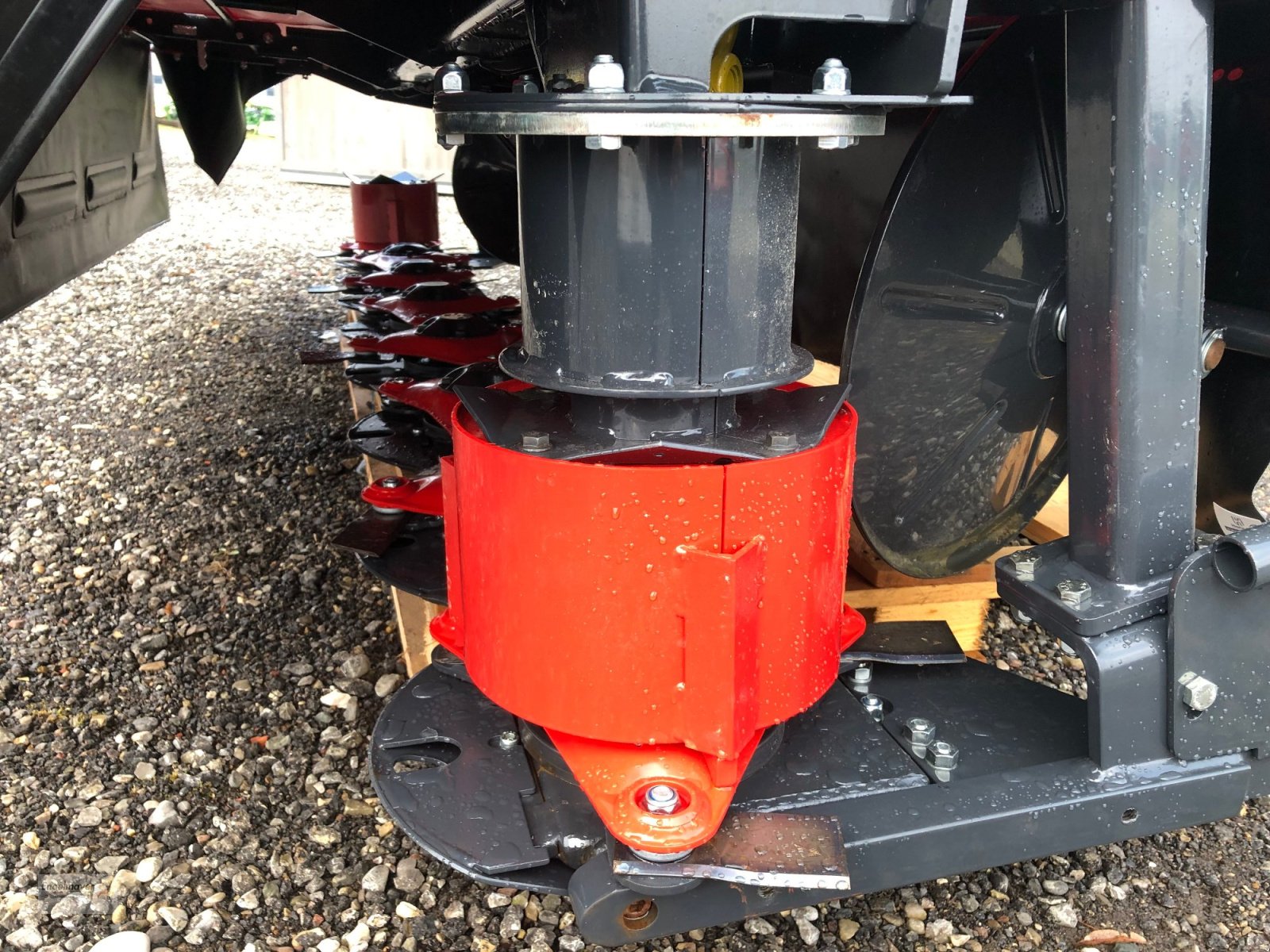 Mähwerk of the type Vicon Extra 332 F, Neumaschine in Altusried-Kimratshofen (Picture 2)