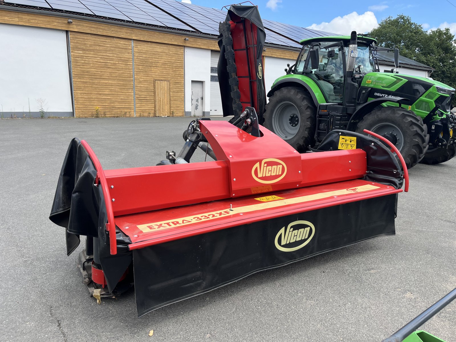 Mähwerk of the type Vicon Extra 332 F, Neumaschine in Hagenbüchach (Picture 1)