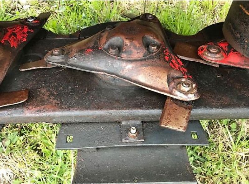 Mähwerk типа Vicon EXTRA 428 H, Gebrauchtmaschine в PEYROLE (Фотография 3)