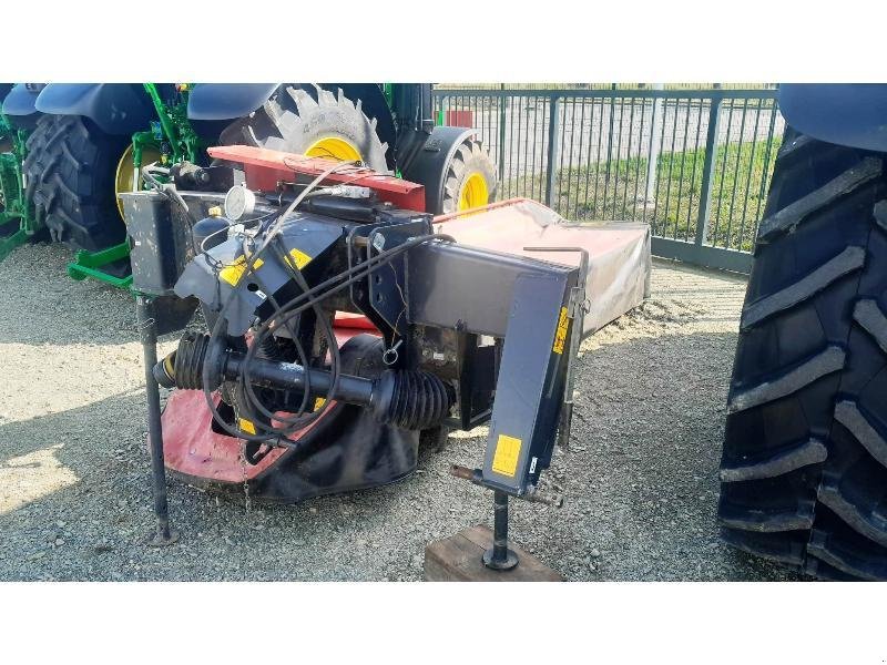 Mähwerk of the type Vicon EXTRA 440H, Gebrauchtmaschine in SAINT-GERMAIN DU PUY (Picture 9)
