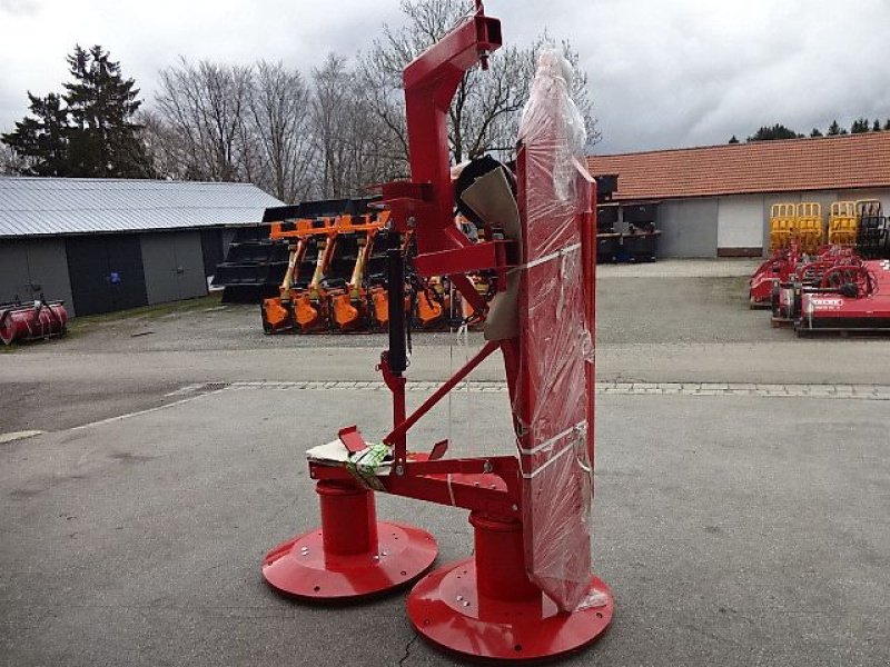 Mähwerk of the type ZAGRODA Z-  1,85 Meter - NEU  mit Gelenkwelle - Hecktrommelmähwerk, Neumaschine in Neureichenau (Picture 7)