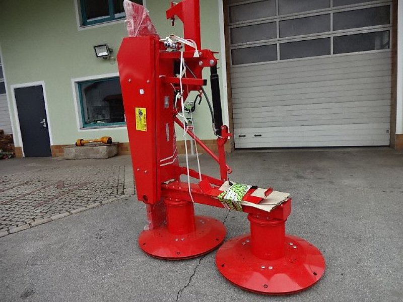 Mähwerk of the type ZAGRODA Z-  1,85 Meter - NEU  mit Gelenkwelle - Hecktrommelmähwerk, Neumaschine in Neureichenau (Picture 2)