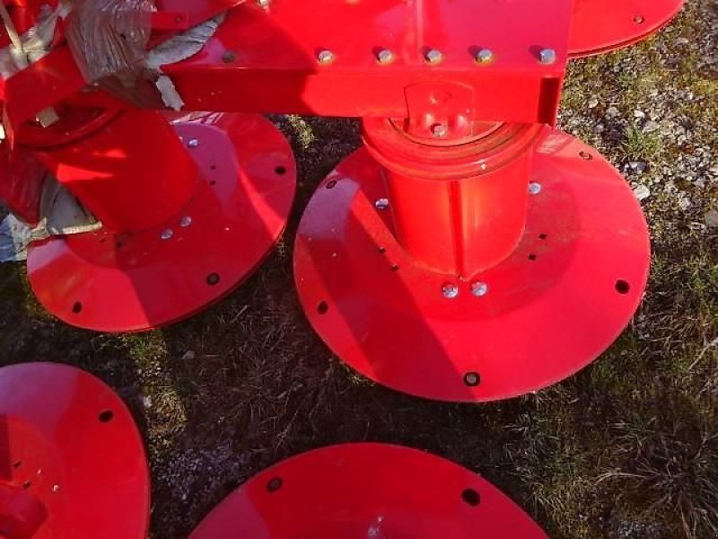 Mähwerk des Typs ZAGRODA Zagroda Hecktrommelmähwerk 1,65 Meter- neu mit Gelenkwelle, Neumaschine in Neureichenau (Bild 20)