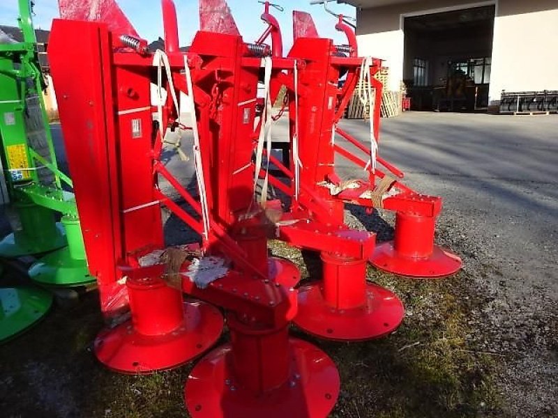 Mähwerk des Typs ZAGRODA Zagroda Hecktrommelmähwerk 1,65 Meter- neu mit Gelenkwelle, Neumaschine in Neureichenau (Bild 4)