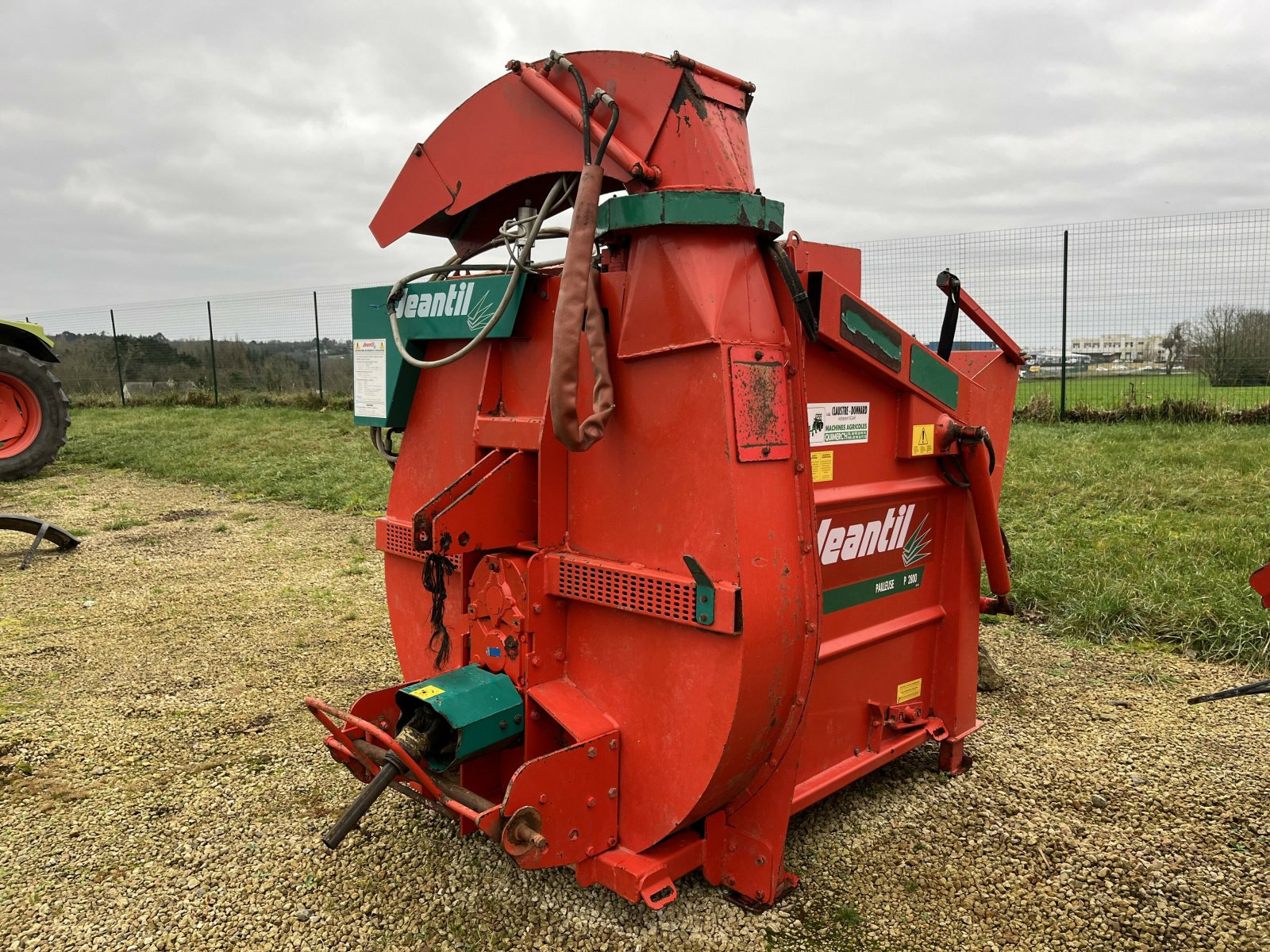 Mahlanlage & Mischanlage typu Jeantil DESILEUSE-PAILLEUSE-MELANGEUR, Gebrauchtmaschine v PONTIVY (Obrázek 1)