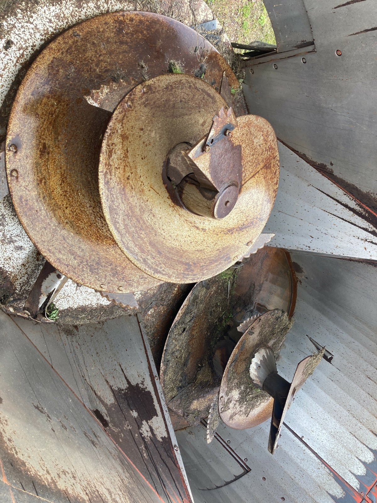 Mahlanlage & Mischanlage of the type Kuhn MELANGEUSE KUHN EUROMIX, Gebrauchtmaschine in AUTUN (Picture 4)