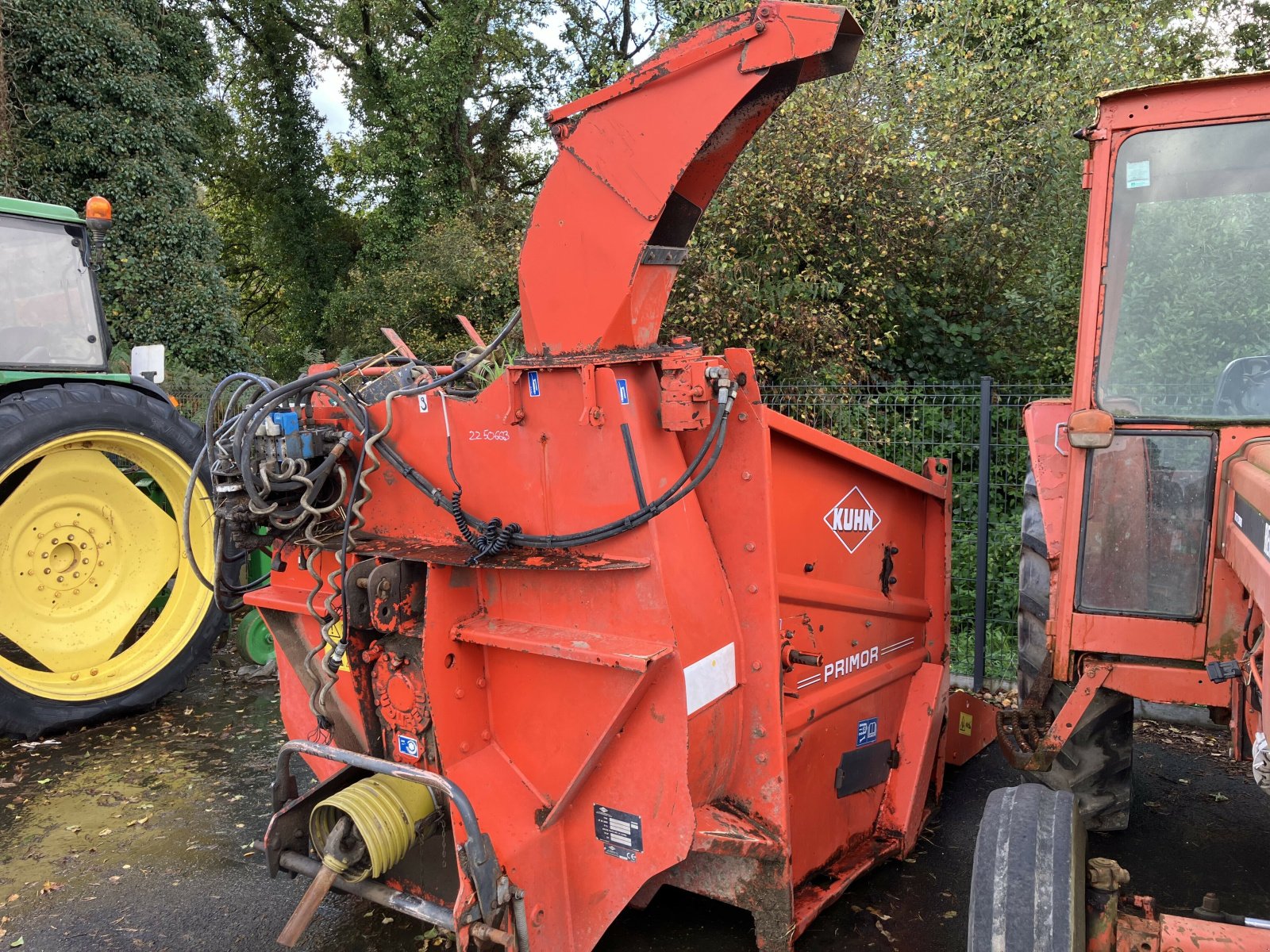 Mahlanlage & Mischanlage Türe ait Kuhn PRIMOR P, Gebrauchtmaschine içinde PLOUIGNEAU (resim 5)