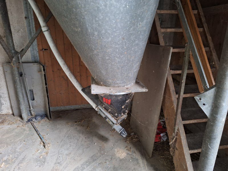 Mahlanlage & Mischanlage of the type Sonstige 8 Tonnen Futtersilo, Gebrauchtmaschine in Chur (Picture 3)