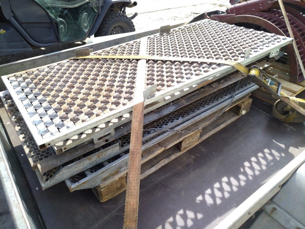 Maisausrüstung Türe ait Case passend für 2188 / 2388, Gebrauchtmaschine içinde Liebenwalde (resim 1)