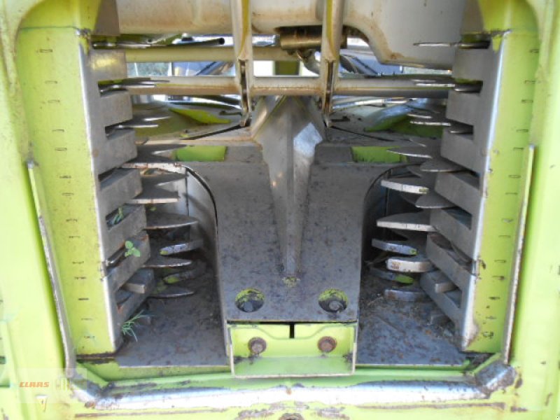 Maisgebiss от тип CLAAS CLAAS Inserat auswählen CLAAS Orbis 900 + Transportfahrwerk PREISREDUZIERT, Gebrauchtmaschine в Langenau (Снимка 5)