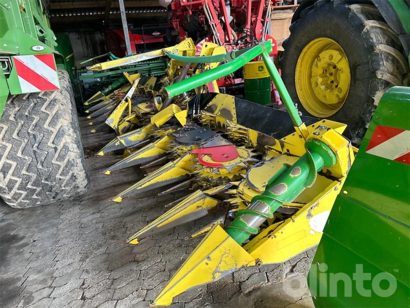 Maisgebiss del tipo John Deere 375 Plus, Gebrauchtmaschine In Düsseldorf