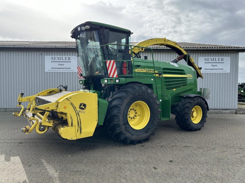 John Deere 7500, Gebrauchtmaschine, Baujahr: 2007, Betriebsstunden / Hektar: 5909 (Bild 1) Maisgebiss des Typs John Deere 7500, Gebrauchtmaschine in Bramming (Bild 1)