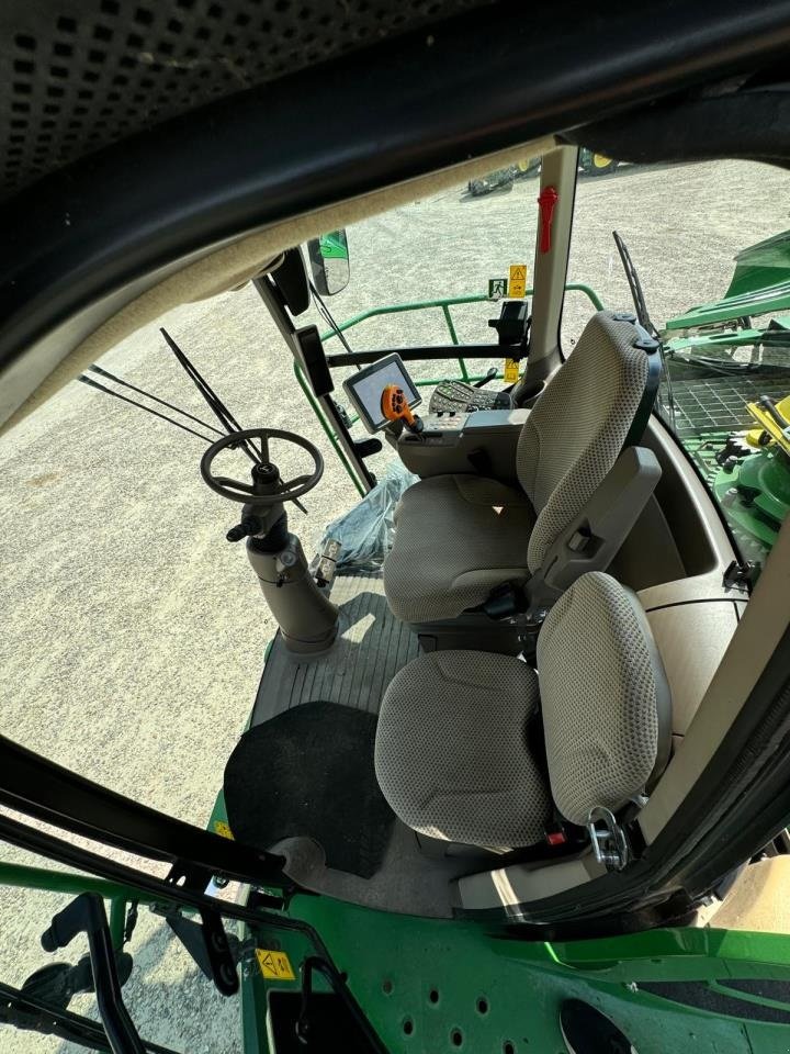 Maisgebiss du type John Deere 8700, Gebrauchtmaschine en Videbæk (Photo 3)