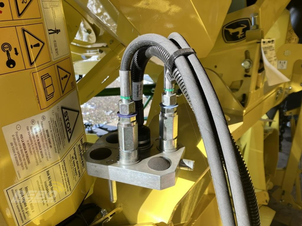 Maisgebiss des Typs Kemper 375 PLUS, Neumaschine in Visbek/Rechterfeld (Bild 10)