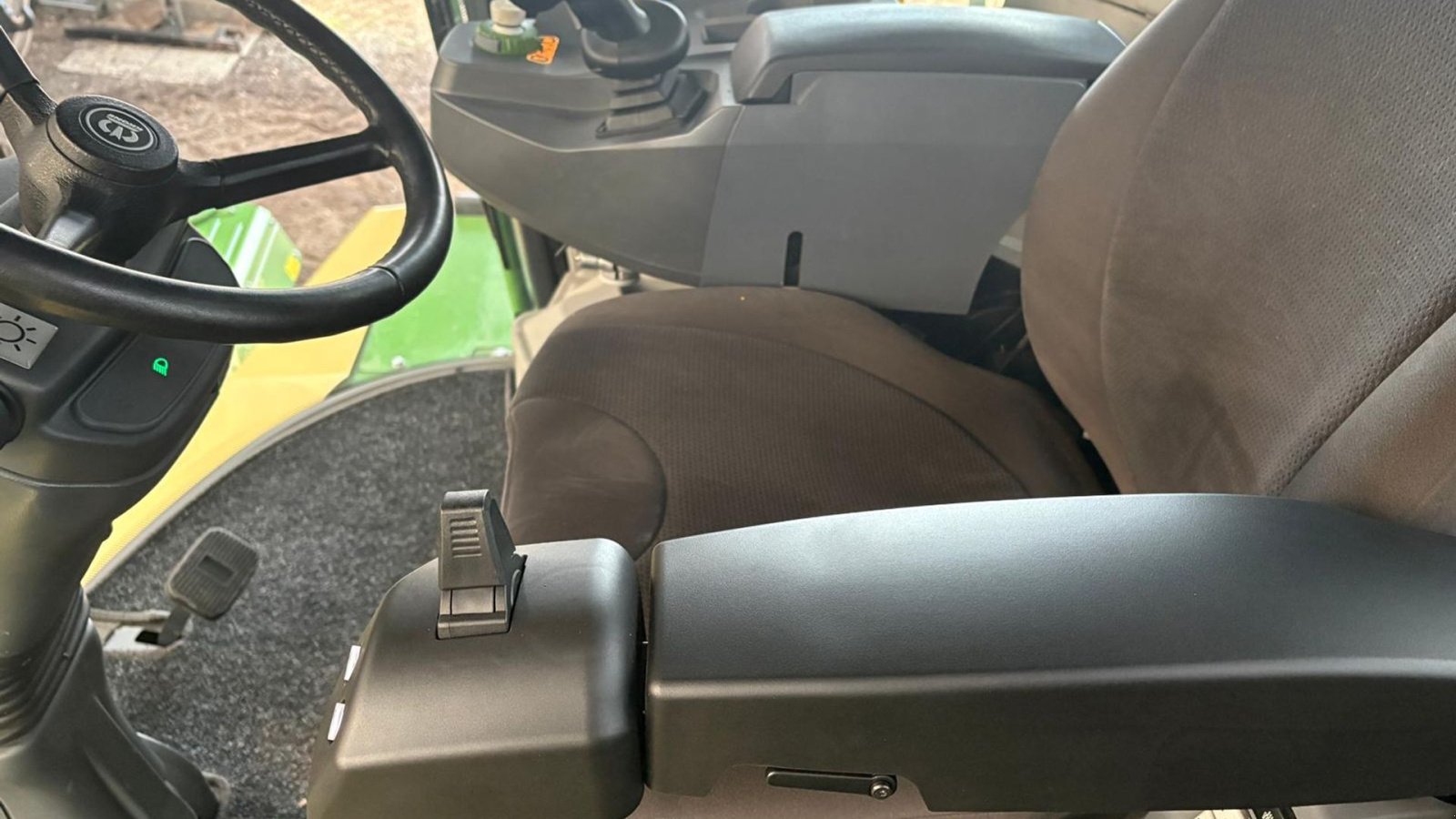 Maisgebiss des Typs Krone Big X 630 BX 201, Gebrauchtmaschine in Aulum (Bild 10)