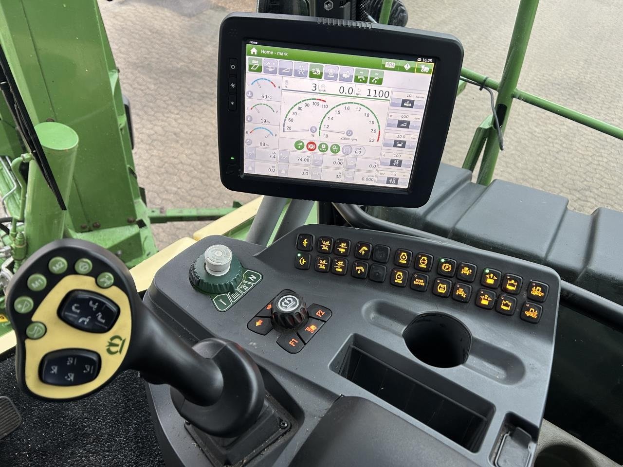 Maisgebiss типа Krone BIG X630, Gebrauchtmaschine в Bramming (Фотография 4)