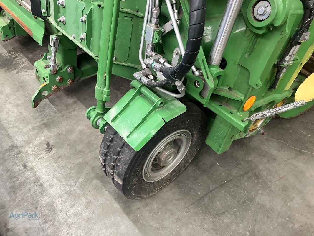 Maisgebiss типа Krone XCOLLECT 900-3, Gebrauchtmaschine в Kirchdorf (Фотография 7)