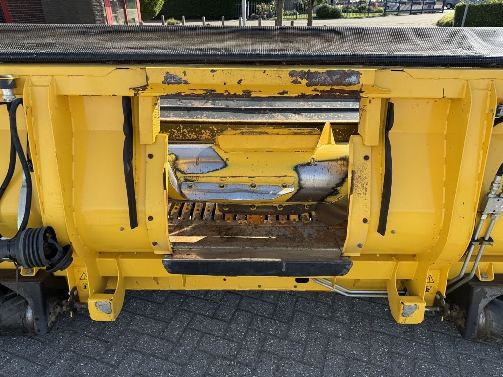 Maisgebiss typu New Holland 380FP Gras Pickup, Gebrauchtmaschine v BOEKEL (Obrázek 5)