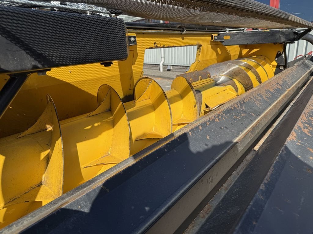 Maisgebiss typu New Holland 380FP Gras Pickup, Gebrauchtmaschine v BOEKEL (Obrázek 8)