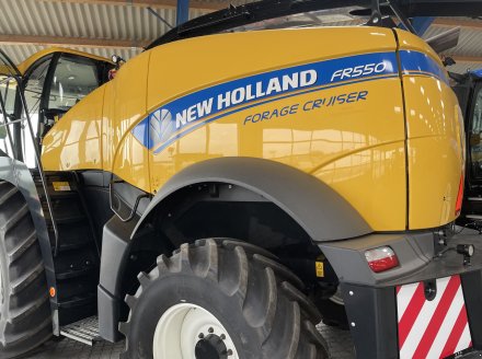New Holland FR550 T4B Кукурузная жатка
