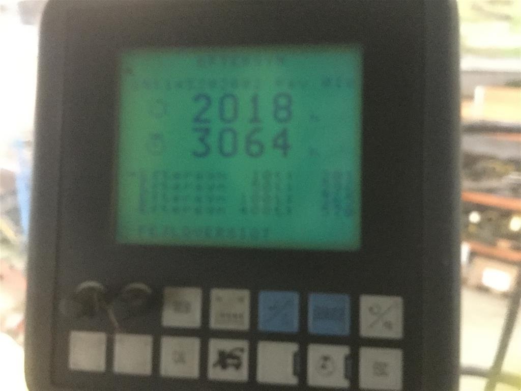 Maisgebiss des Typs New Holland FX 38 Velholdt inkl majsbord og pickup, Gebrauchtmaschine in Kongerslev (Bild 16)