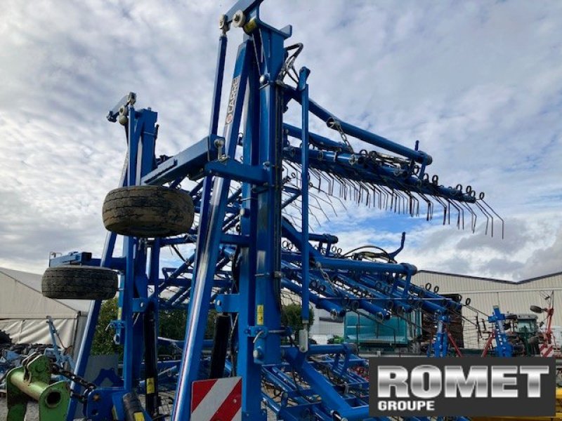 Maishackgerät типа Carré SARCLERSE, Gebrauchtmaschine в Gennes sur glaize (Фотография 5)