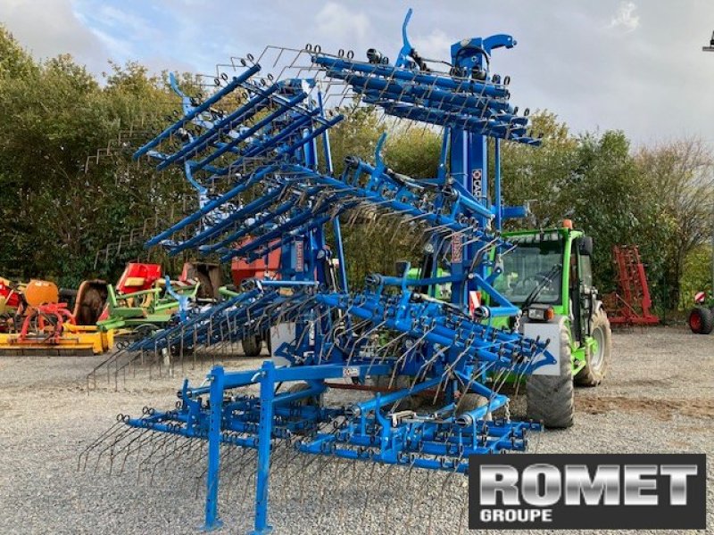 Maishackgerät типа Carré SARCLERSE, Gebrauchtmaschine в Gennes sur glaize (Фотография 1)