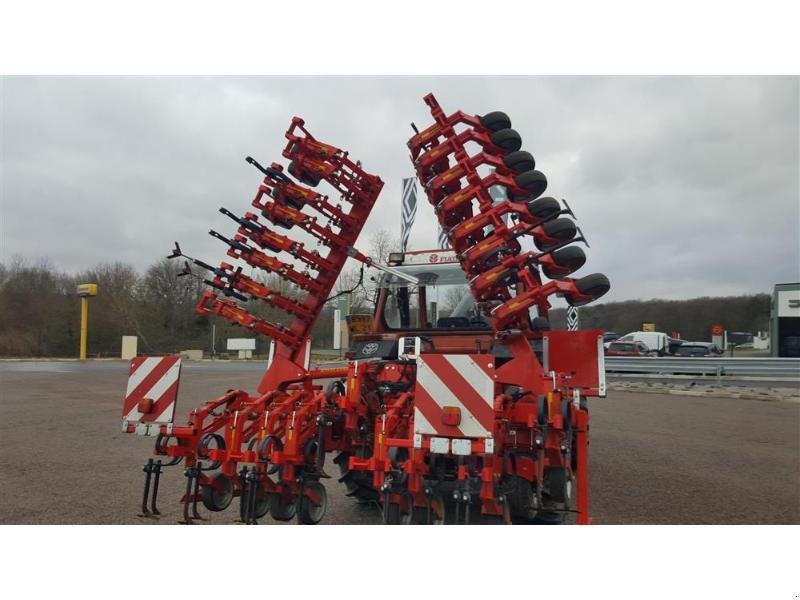 Maishackgerät des Typs Einböck ROW GUARD 500, Gebrauchtmaschine in CHAUMONT (Bild 2)