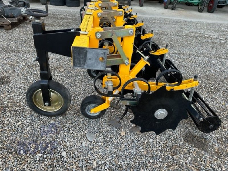 Maishackgerät of the type Fobro Fobro Hackgerät Hactec Vatory NEU 4 / 5 / 6 / 7 reihig, Neumaschine in Schutterzell (Picture 6)