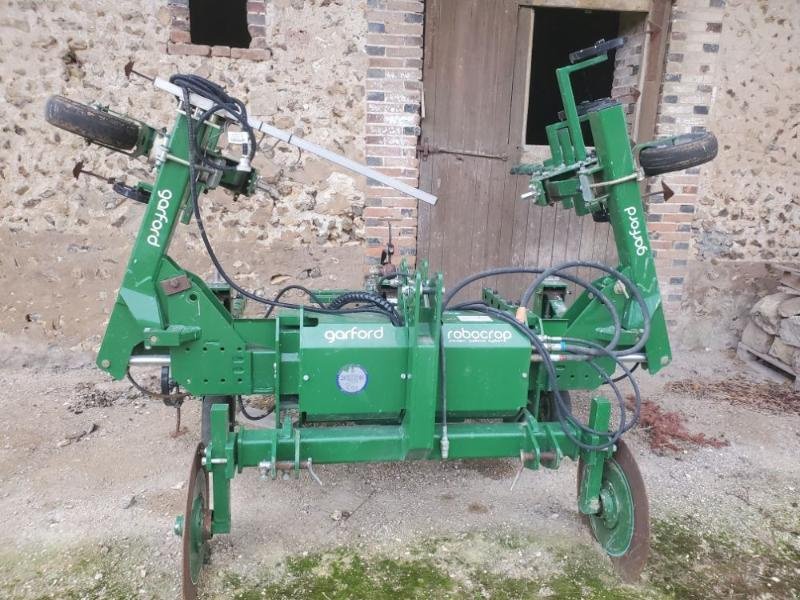 Maishackgerät tipa Garford ROBOCROP, Gebrauchtmaschine u BRAY en Val