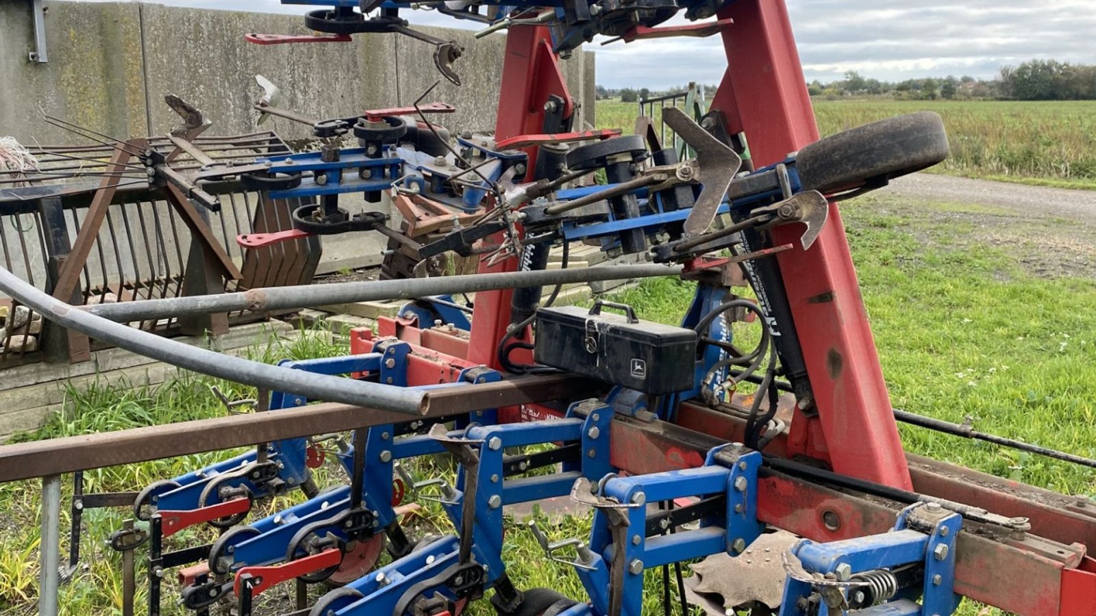 Maishackgerät типа Hatzenbichler 12 rækket med sæde til styr og tallerkner til små afgrøder, Gebrauchtmaschine в øster ulslev (Фотография 3)