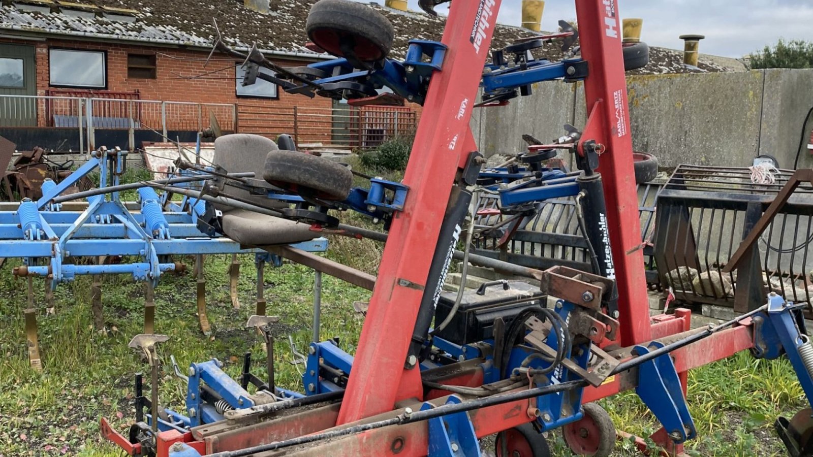 Maishackgerät типа Hatzenbichler 12 rækket med sæde til styr og tallerkner til små afgrøder, Gebrauchtmaschine в øster ulslev (Фотография 2)